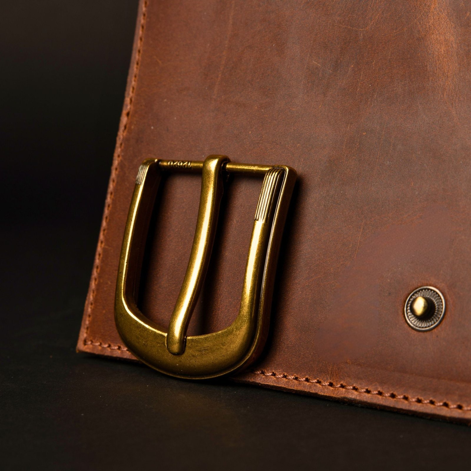 Untitleddesign-2024-06-13T142145.474.jpg Rounded Brass Buckle with Straight Prong - 40 mm/ 1.6" - Image 1